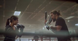 Sweet Girl : photo, Jason Momoa, Isabela Moner