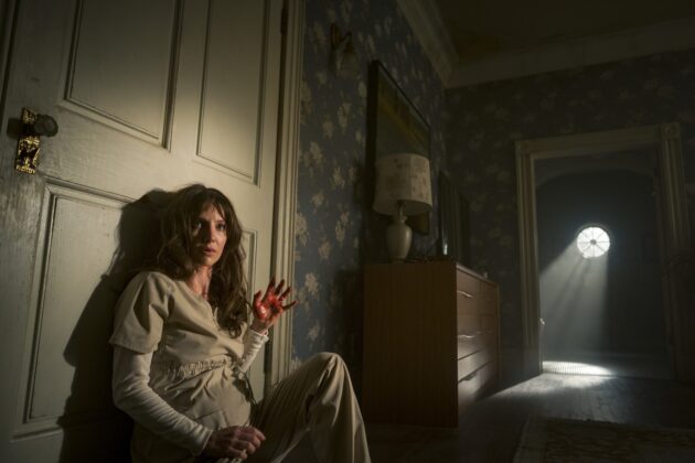 photo, Annabelle Wallis