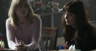 Malignant : photo, Annabelle Wallis, Maddie Hasson