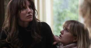 Malignant : photo, Annabelle Wallis, Maddie Hasson