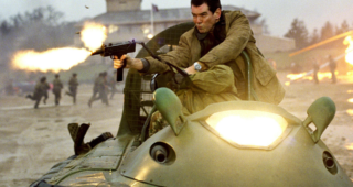 Meurs un autre jour : photo, Pierce Brosnan