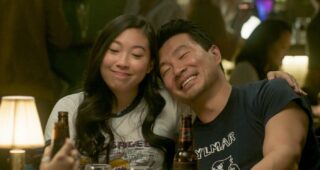 Shang-Chi et la légende des Dix Anneaux : photo, Awkwafina, Simu Liu