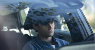 YOU : photo, Penn Badgley