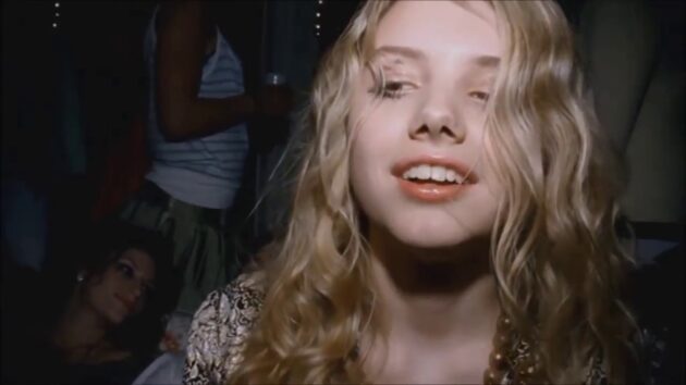 photo, Hannah Murray