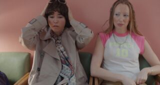 PEN15 : photo, Maya Erskine, Anna Konkle
