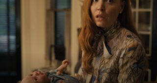 Servant : photo, Lauren Ambrose