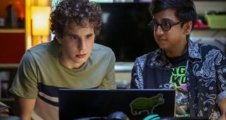 Cher Evan Hansen : Photo Ben Platt, Nik Dodani