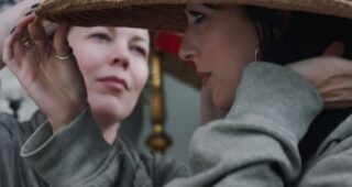 The Lost Daughter : photo, Dakota Johnson