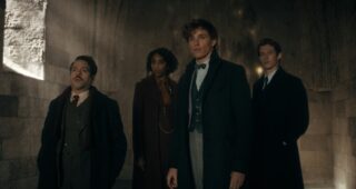 Les Animaux fantastiques : Les Secrets de Dumbledore : Photo Jessica Williams, Eddie Redmayne, Dan Fogler, Callum Turner