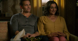 Roar : Photo Meera Syal, Peter Facinelli