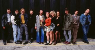 Les Commitments : photo, Andrew Strong, Michael Aherne, Félim Gormley, Maria Doyle Kennedy, Bronagh Gallagher, Angeline Ball,