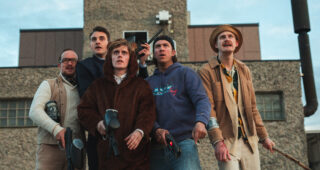 Blasted : Les aliens ou nous ! : photo André Sørum, Mathias Luppichini, Axel Bøyum, Fredrik Skogsrud, Eirik Hallert