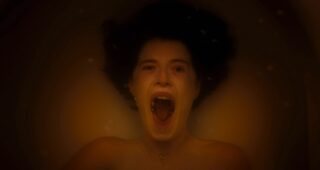 Men : Photo Jessie Buckley