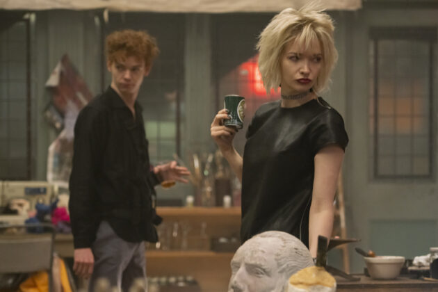 Pistol : Photo Thomas Brodie-Sangster, Talulah Riley