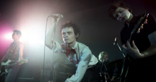 Pistol : Photo Toby Wallace, Anson Boon
