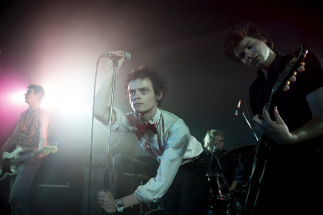 Pistol : Photo Toby Wallace, Anson Boon