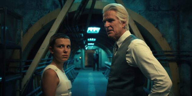 Stranger Things : Millie Bobby Brown, Matthew Modine