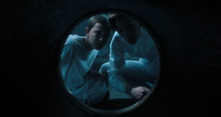 Stranger Things : photo, Jamie Campbell Bower, Millie Bobby Brown