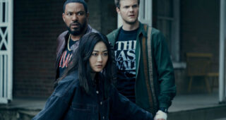 The Boys : photo, Karen Fukuhara, Jack Quaid, Laz Alonso