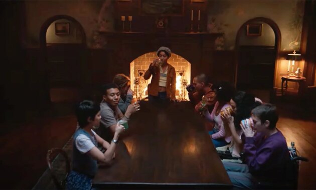 The Midnight Club : Photo Igby Rigney, Aya Furukawa, Iman Benson, Adia, Ruth Codd, William Chris Sumpter, Sauriyan Sapko