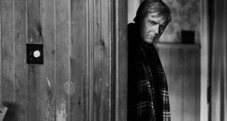 The Righteous : photo, Henry Czerny