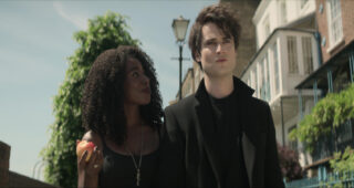 The Sandman : photo Kirby Howell-Baptiste, Tom Sturridge