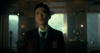 Umbrella Academy : photo, Justin H. Min