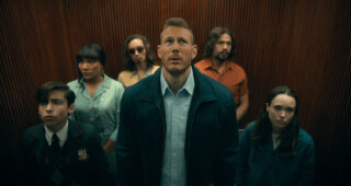 Umbrella Academy : photo, Tom Hopper, Emmy Raver-Lampman, Elliot Page, Aidan Gallagher, Robert Sheehan, David Castañeda