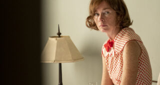 Blonde : Photo Julianne Nicholson