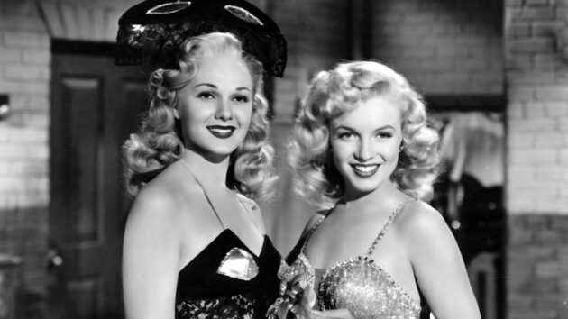 Les Reines du music-hall : photo, Adele Jergens, Marilyn Monroe