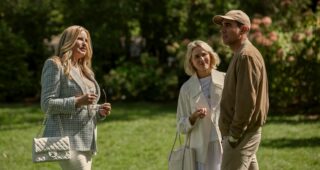 The Watcher : Photo Jennifer Coolidge, Naomi Watts, Bobby Cannavale