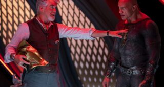 Black Adam : photo, Dwayne Johnson, Pierce Brosnan