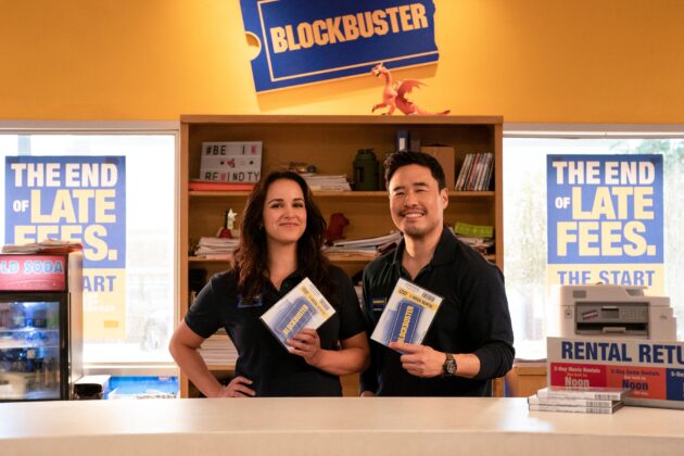Blockbuster : photo, Randall Park, Melissa Fumero