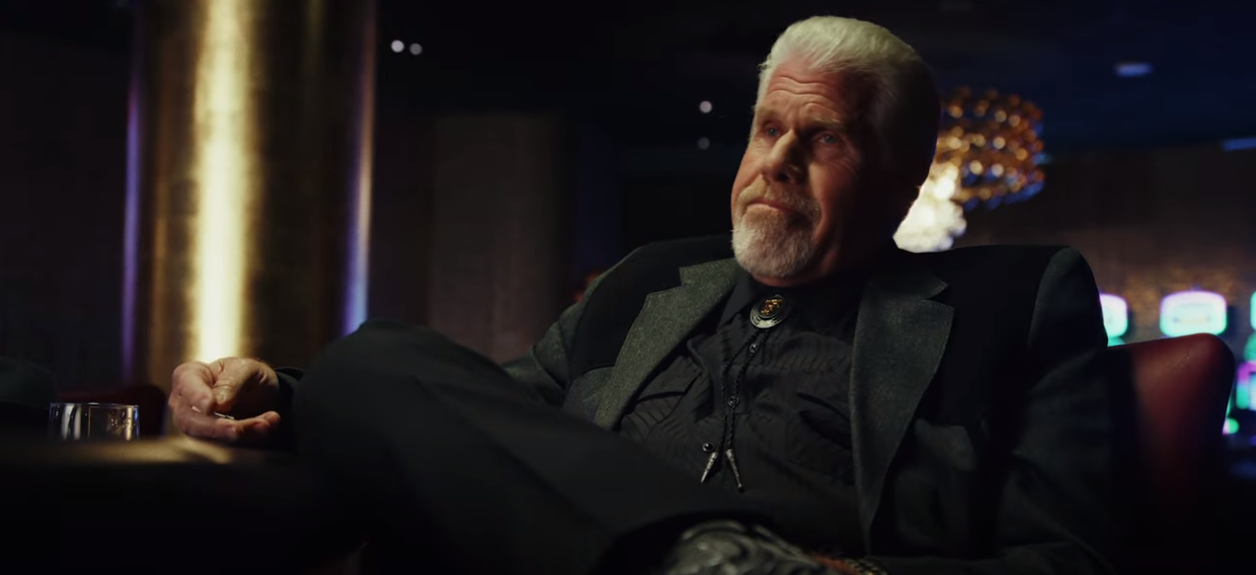 Poker Face : Photo Ron Perlman