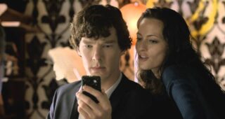 Sherlock : Benedict Cumberbatch, Lara Pulver