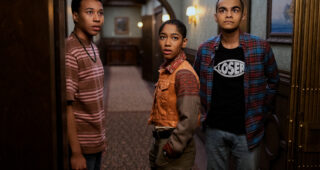 The Midnight Club : photo, Iman Benson, William Chris Sumpter, Sauriyan Sapkota