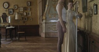 Corsage : Photo Vicky Krieps, Jeanne Werner