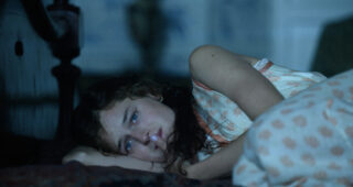 L’Amant de Lady Chatterley : photo Emma Corrin