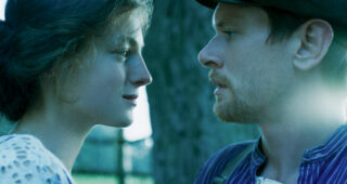 L’Amant de Lady Chatterley : Photo Jack O'Connell, Emma Corrin