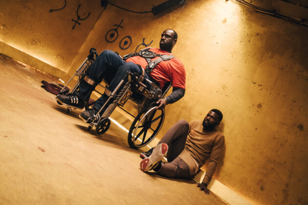 La Gravité : photo, Max Gomis, Steve Tientcheu
