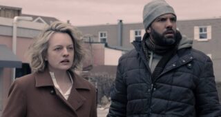 The Handmaid’s Tale : Photo Elisabeth Moss, O.T. Fagbenle