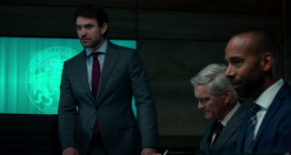 En traître : photo, Charlie Cox