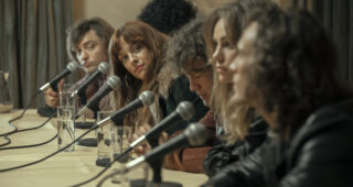 Daisy Jones & The Six : photo, Camila Morrone, Josh Whitehouse, Sebastian Chacon, Riley Keough, Will Harrison, Suki Waterhouse,