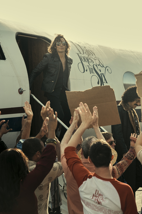 Daisy Jones & The Six : photo, Sam Claflin