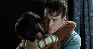 Knock at the Cabin : photo, Nikki Amuka-Bird, Jonathan Groff