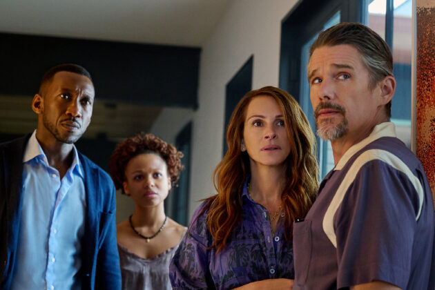 Leave the World Behind : Photo Mahershala Ali, Myha'la Herrold, Julia Roberts, Ethan Hawke
