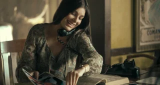 Daisy Jones & The Six : photo, Camila Moreno, Camila Morrone