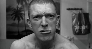 La Haine : Vincent Cassel face à son miroir