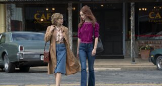 Love & Death : photo, Elizabeth Olsen, Krysten Ritter