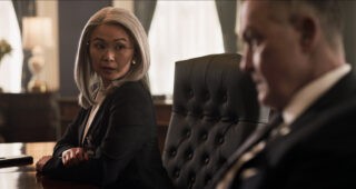 The Night Agent : Photo Hong Chau, Robert Patrick